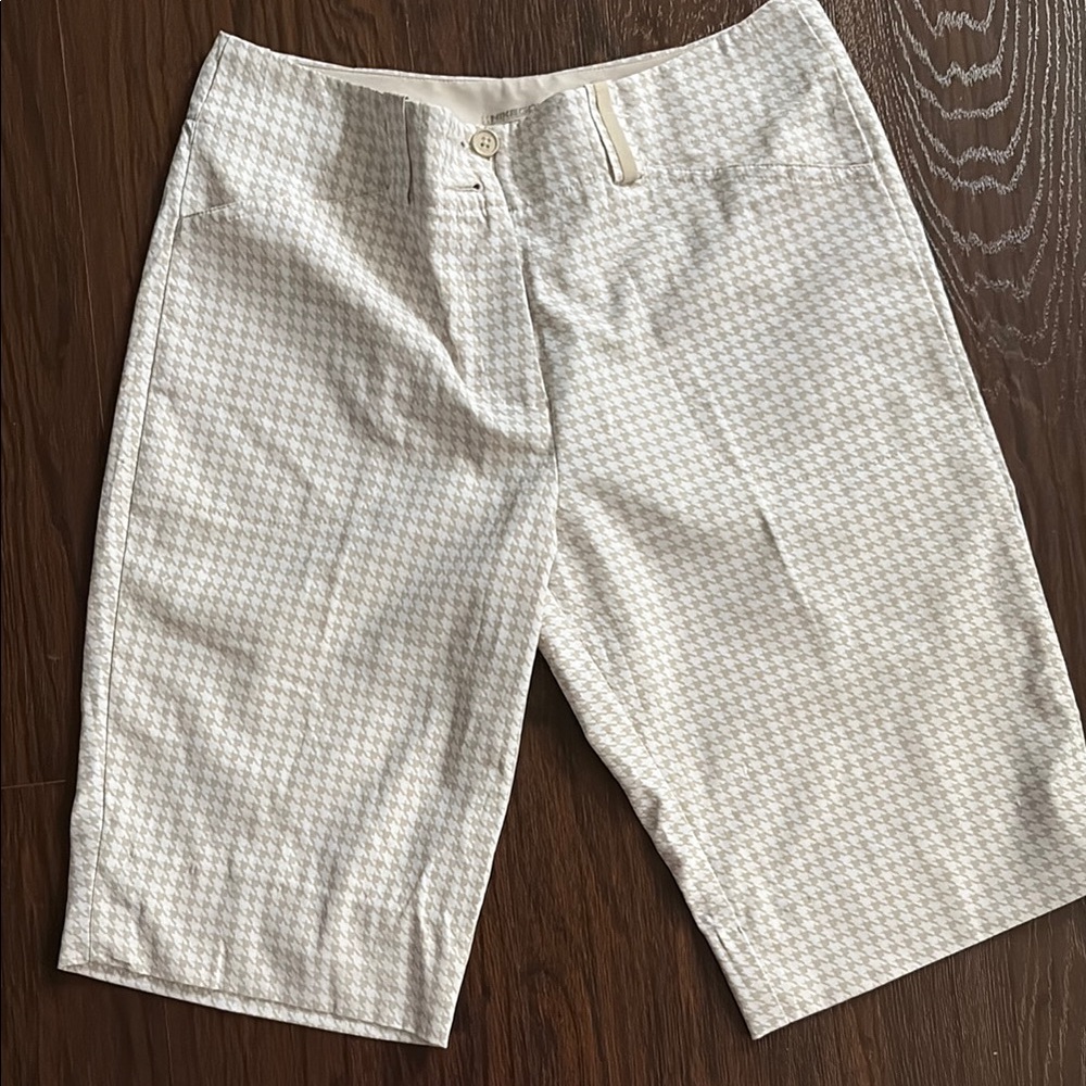 Nike White Flat Front Shorts Lightweight Design